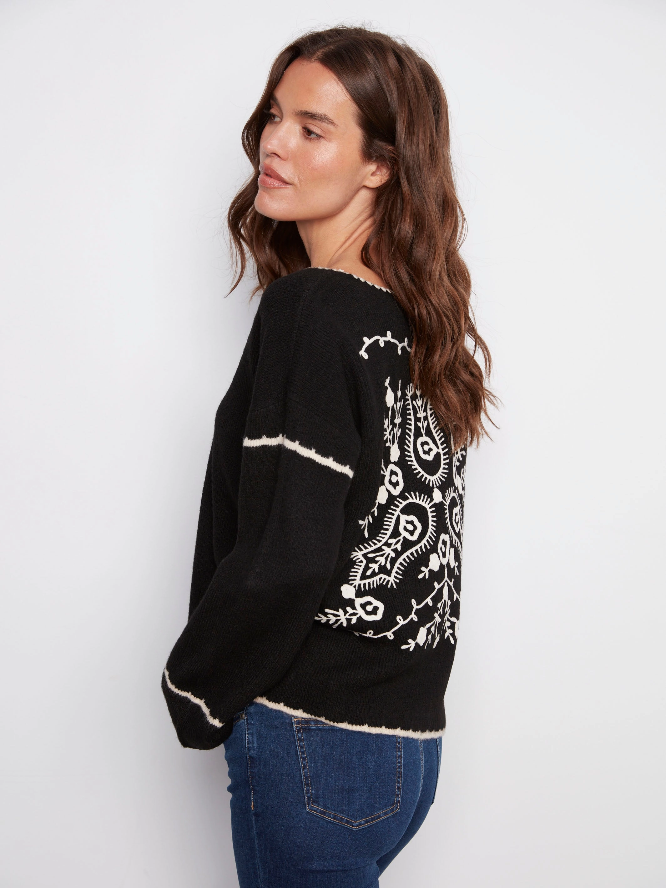 Bright Embroidered Ribbed Sweater with Notch Neck - Black