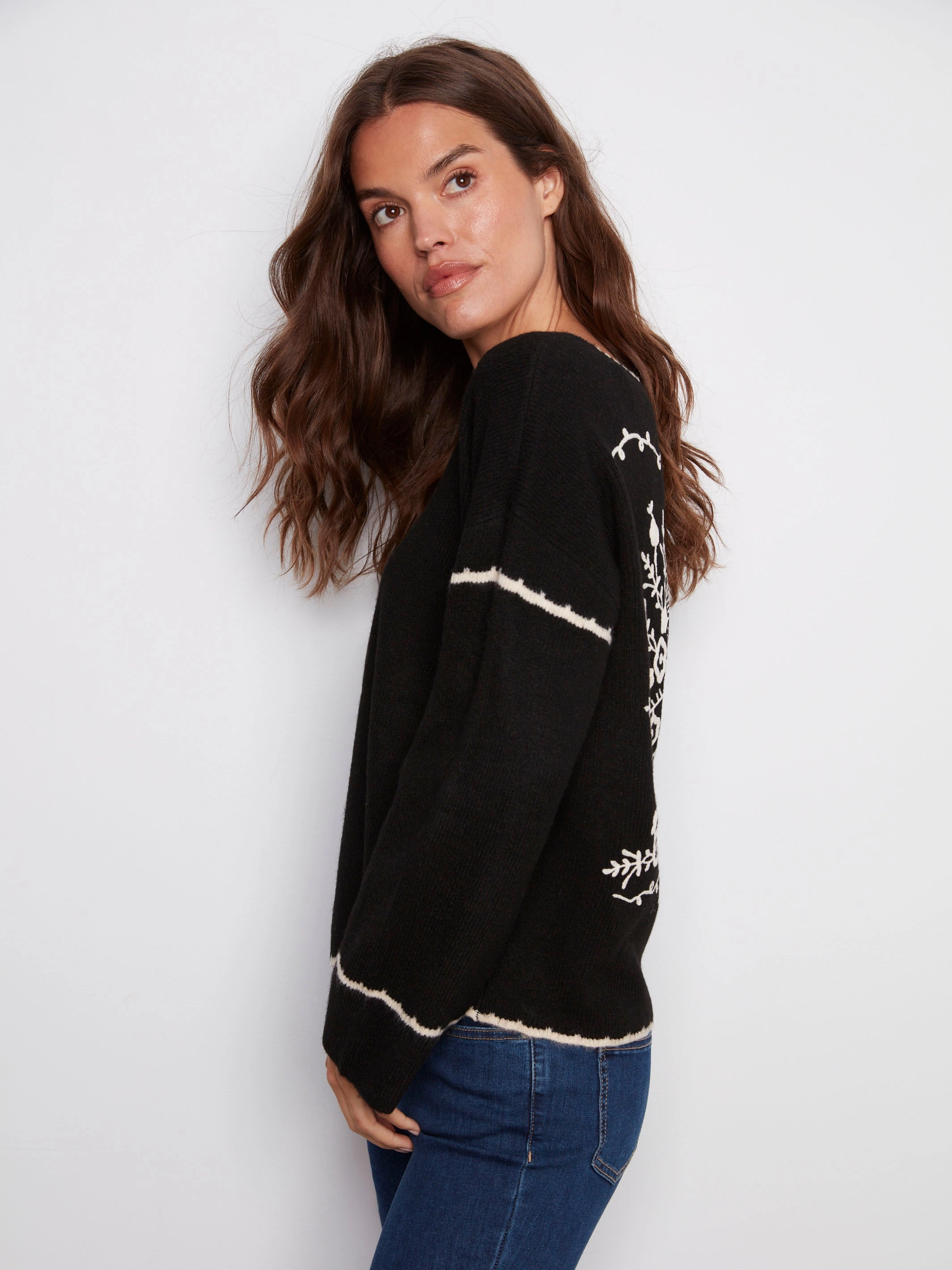 Short Embroidered Ribbed Sweater with Notch Neck - Black