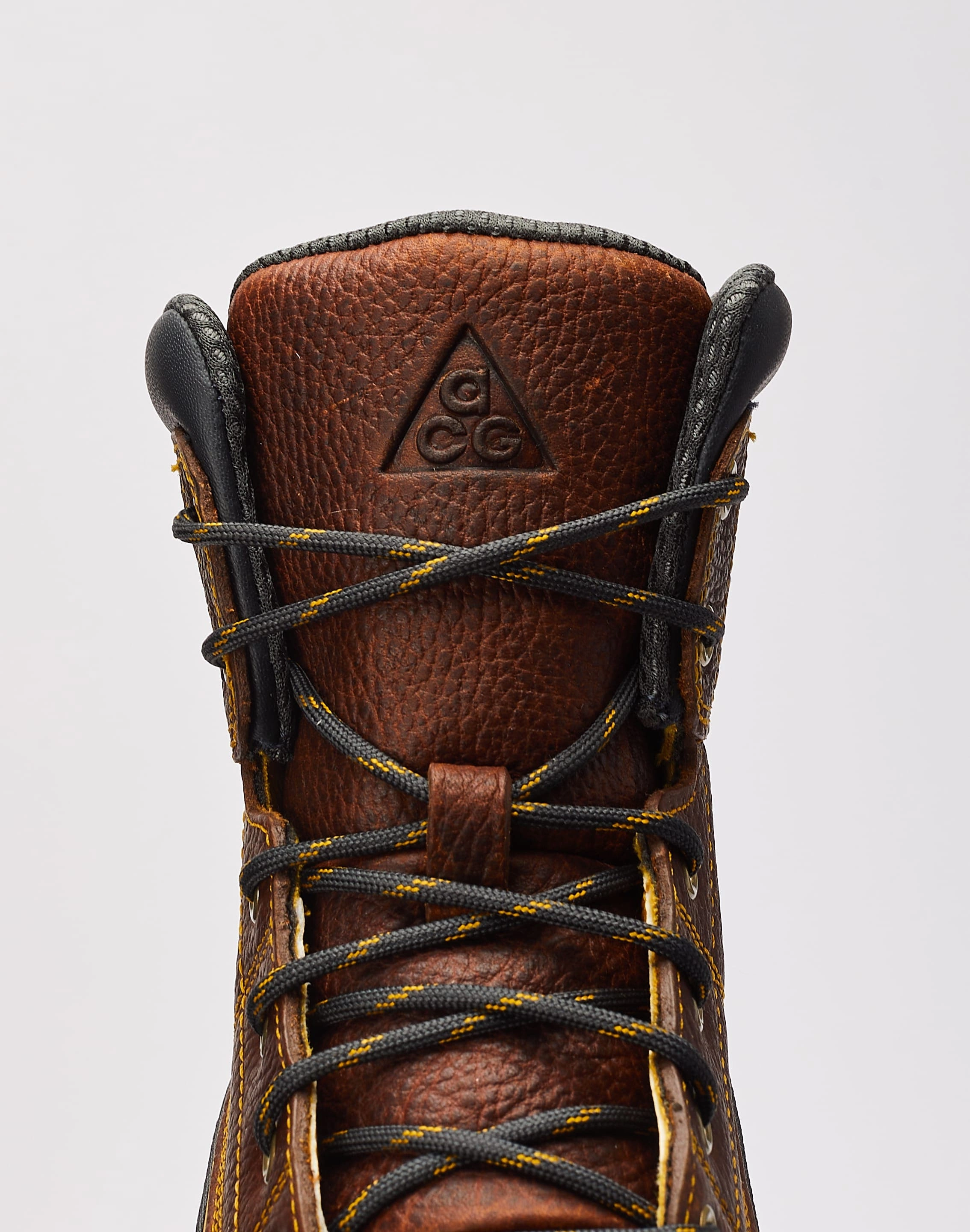 Cushioned Footbed slip-resistant Nike Woodside 2 High ACG Boots