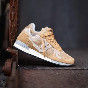 Saucony Shadow 5000 (Tan) Perforated Ventilation System Shock Ride