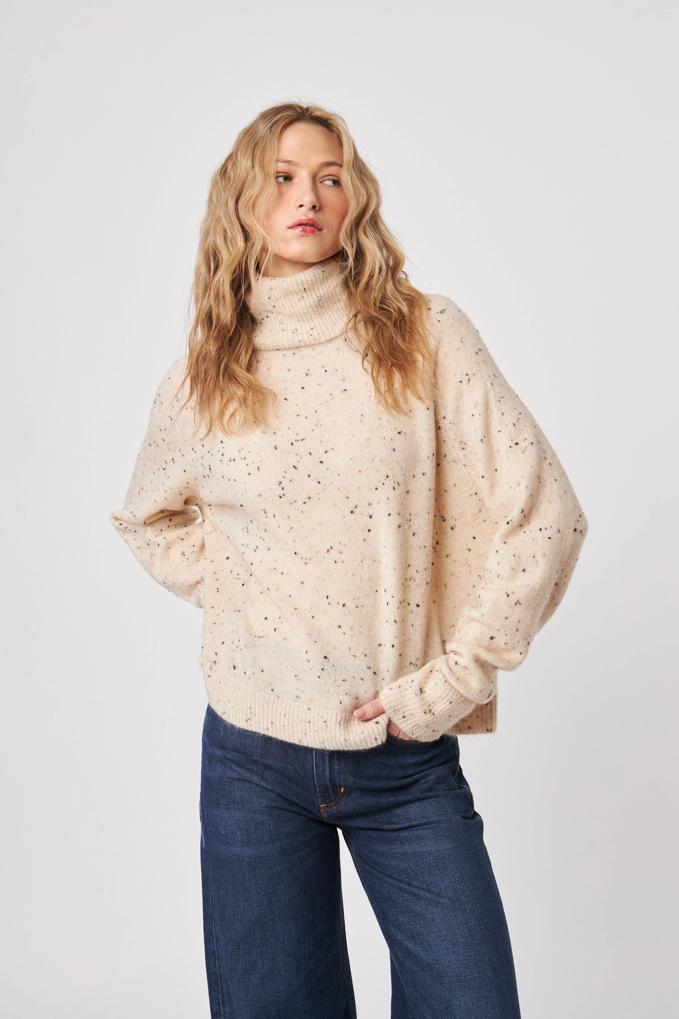 EMMETT SLOUCH NECK SWEATER EcoDye Process