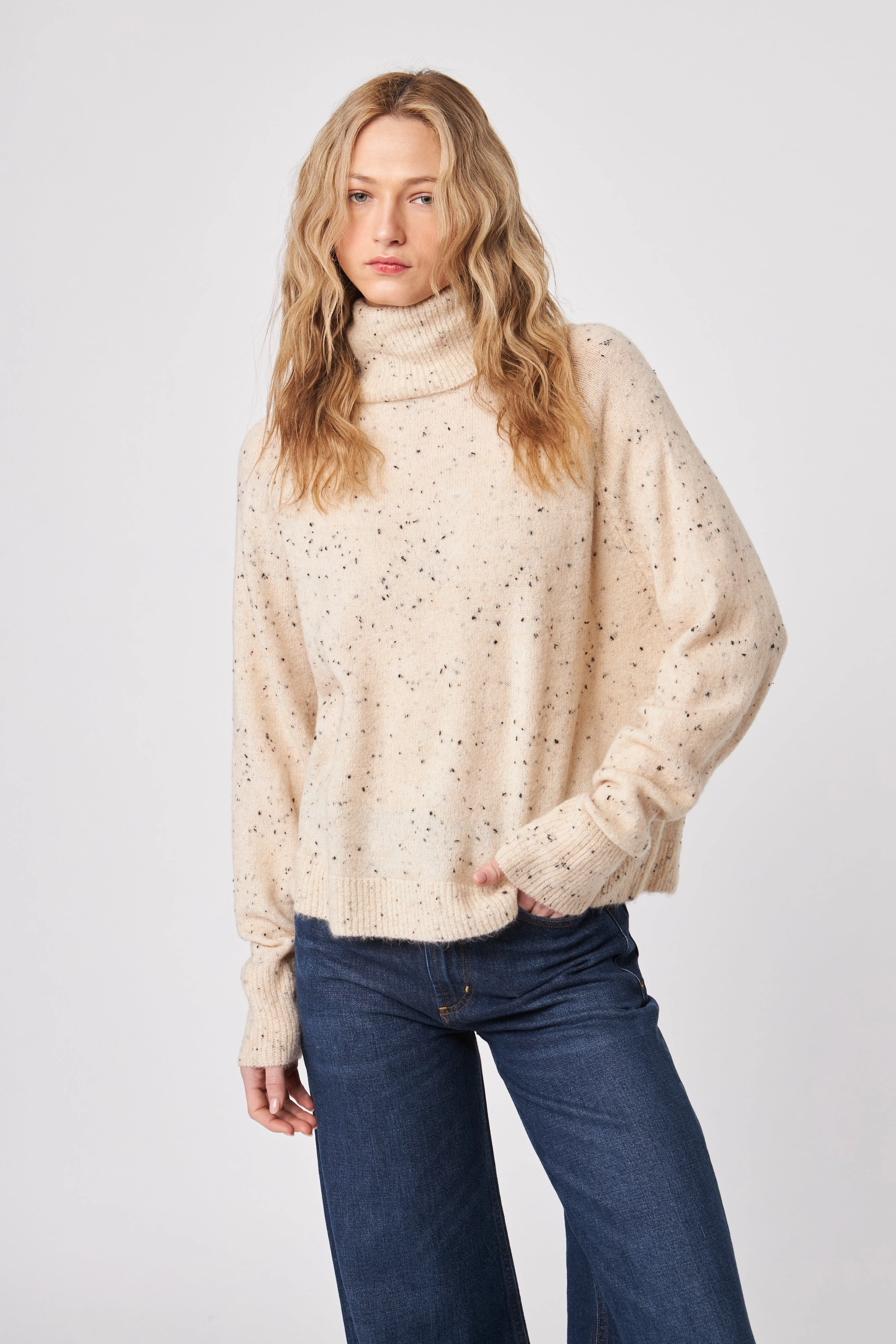 Regal Glow HighElasticity Fiber EMMETT SLOUCH NECK SWEATER