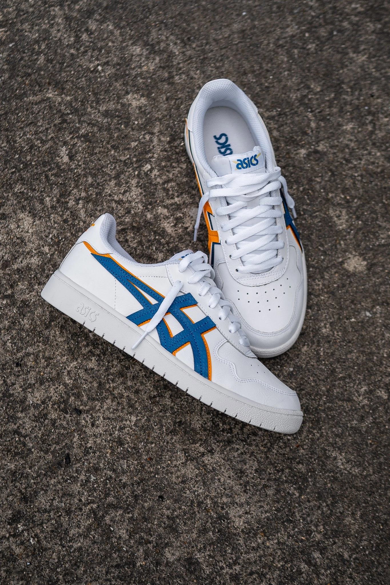 Sneaker Exchanges Modern Frame Mens Asics Japan S (White/Lake Drive/Citrus)