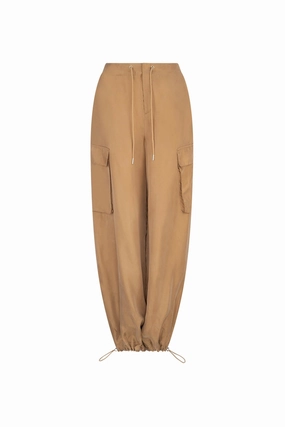 Timeless Beauty CURAAE Boston Pants in Beige