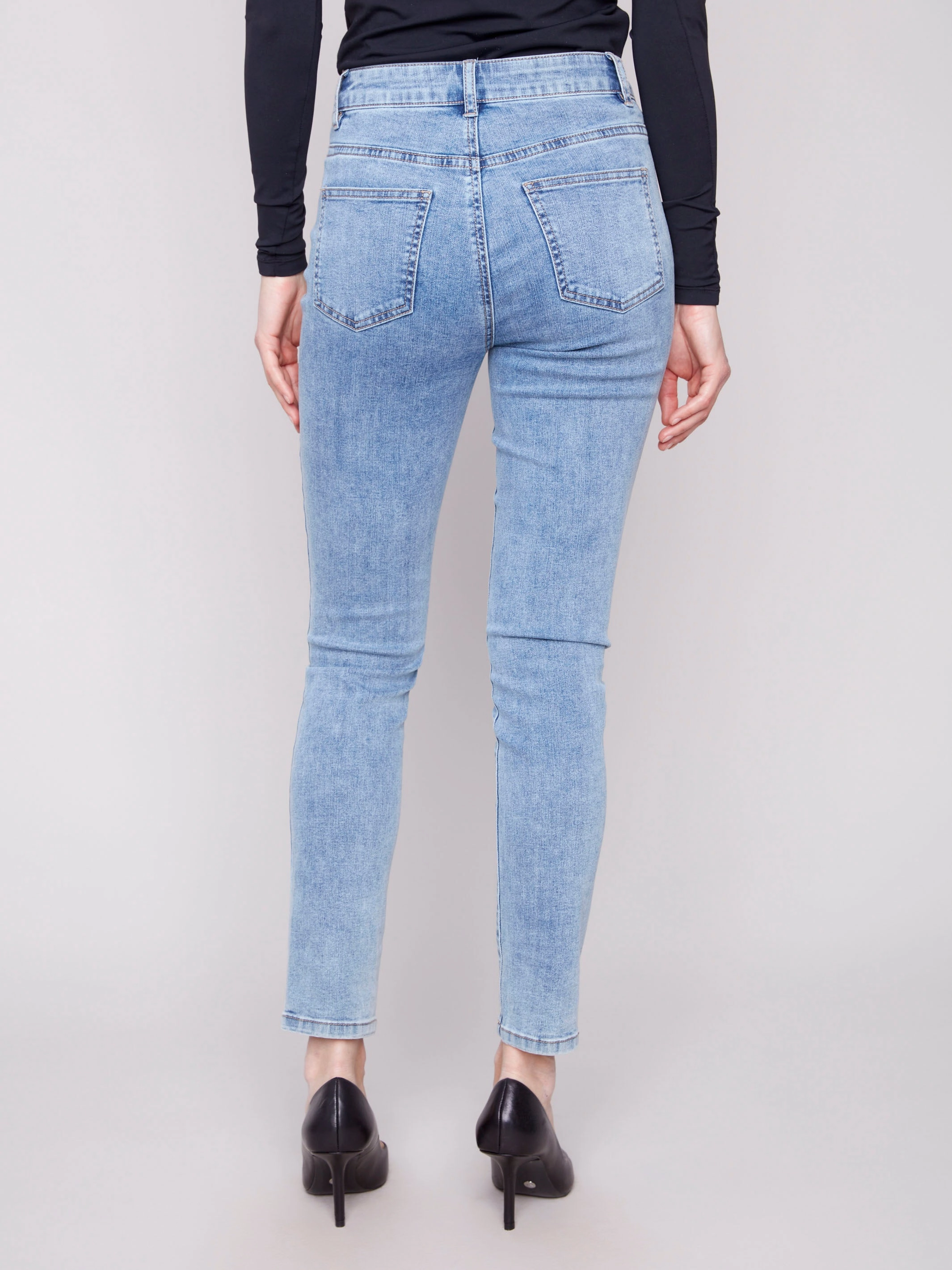 Carine Skinny Jeans - Light Blue Formal City Walk Party Look Couple Look Modern