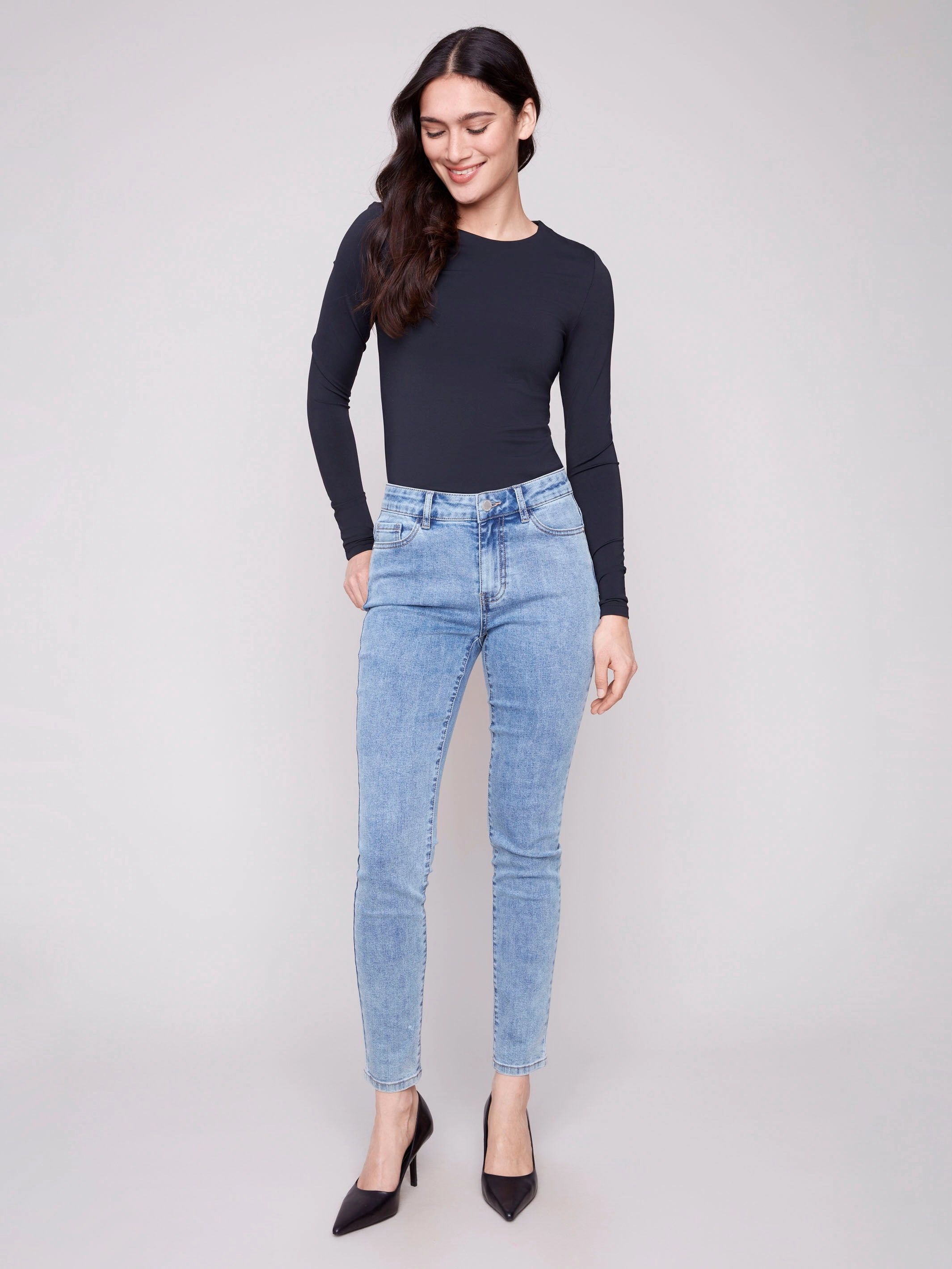 Light Washed Carine Skinny Jeans - Light Blue