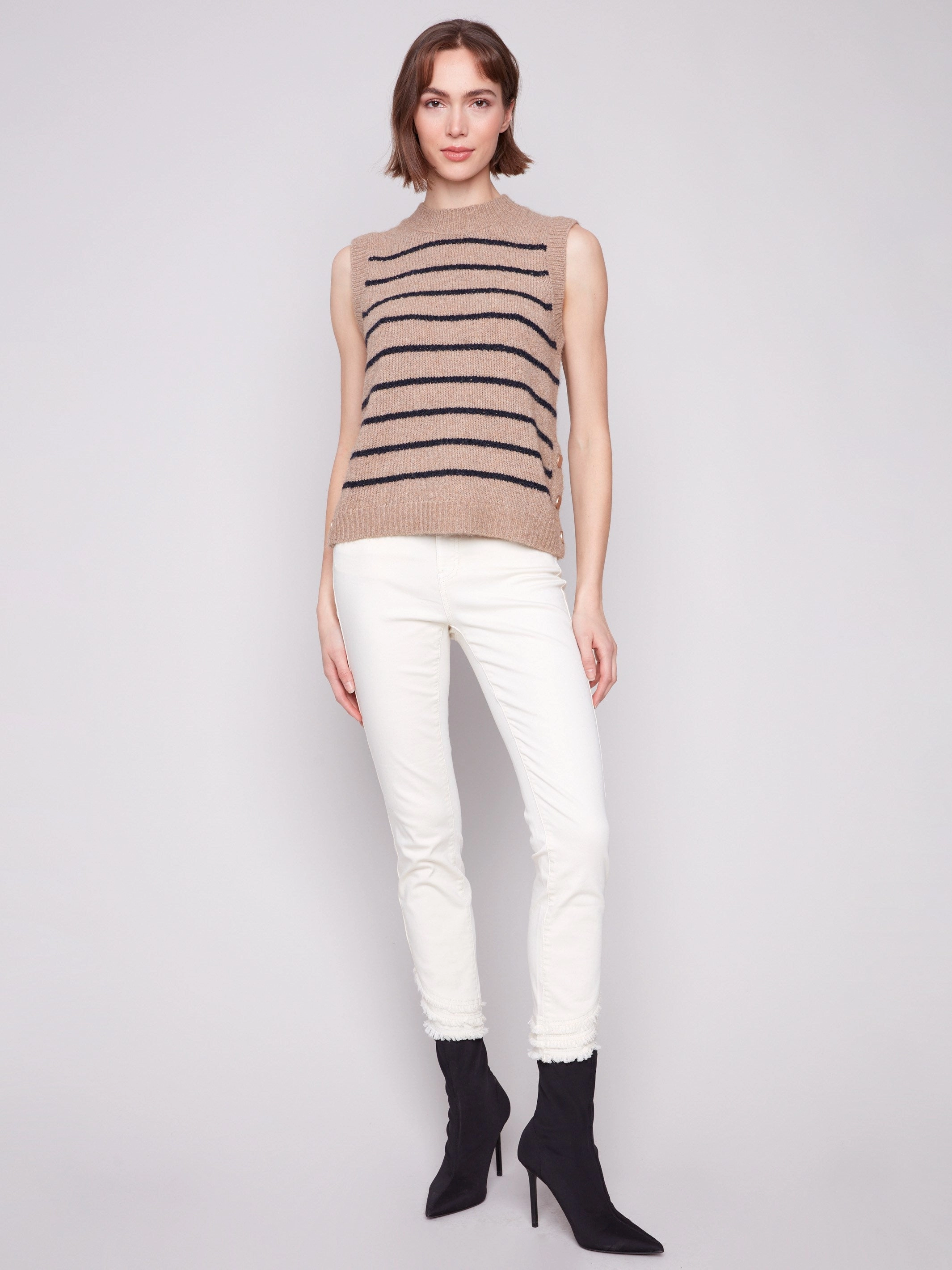 Comfy Design Casual Comfort Fit Striped Sleeveless Sweater Vest - Heather Camel