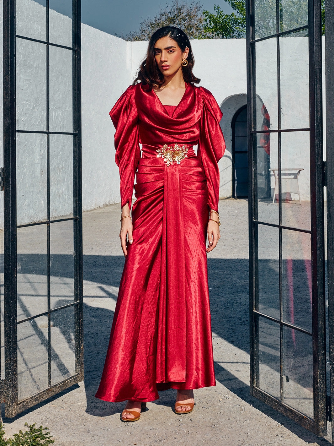 Polished Fit Layer Ready RUBY PLEATED GOWN