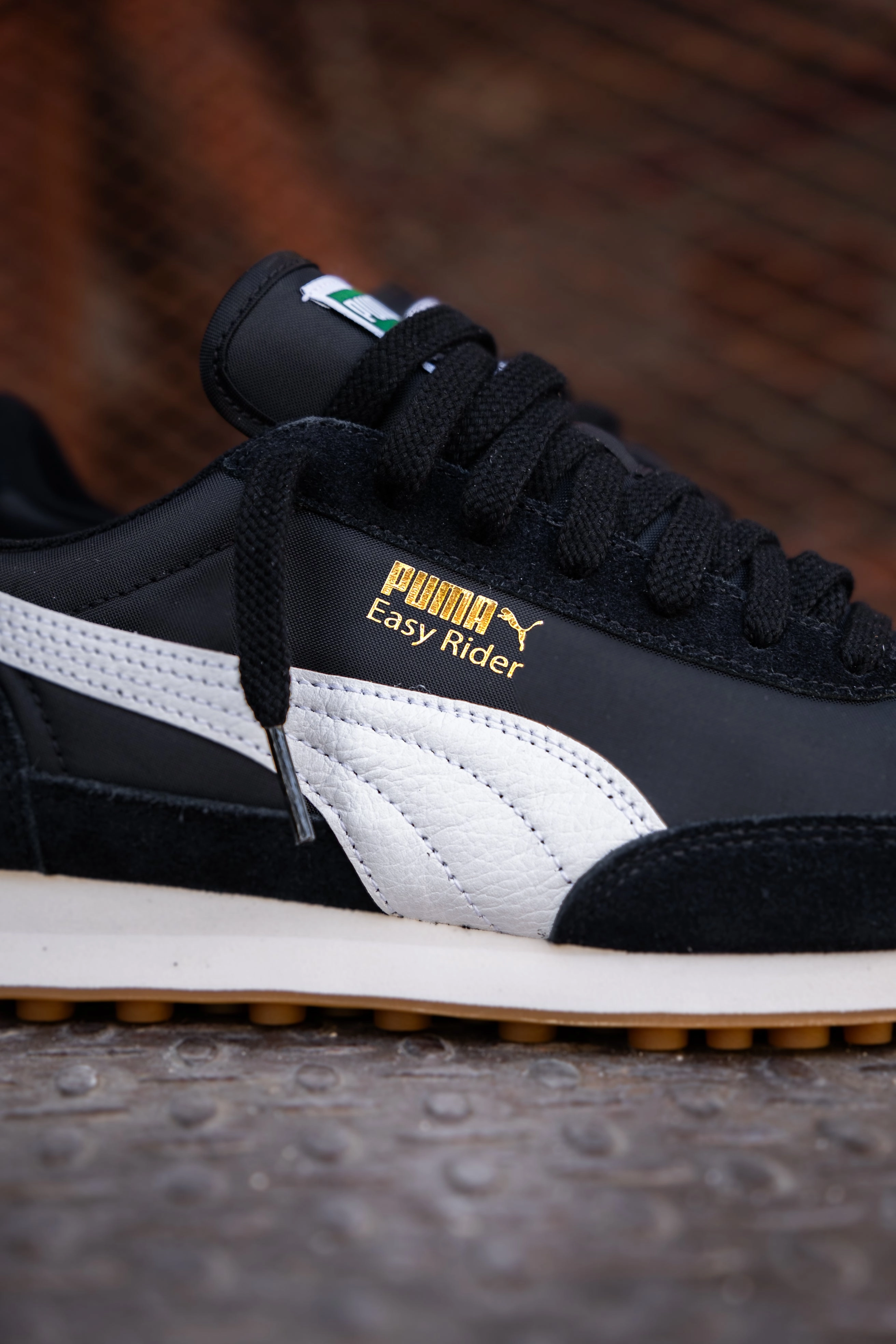 Mens Puma Easy Rider Vintage (Puma Black/Puma White) Compression Molded Soles