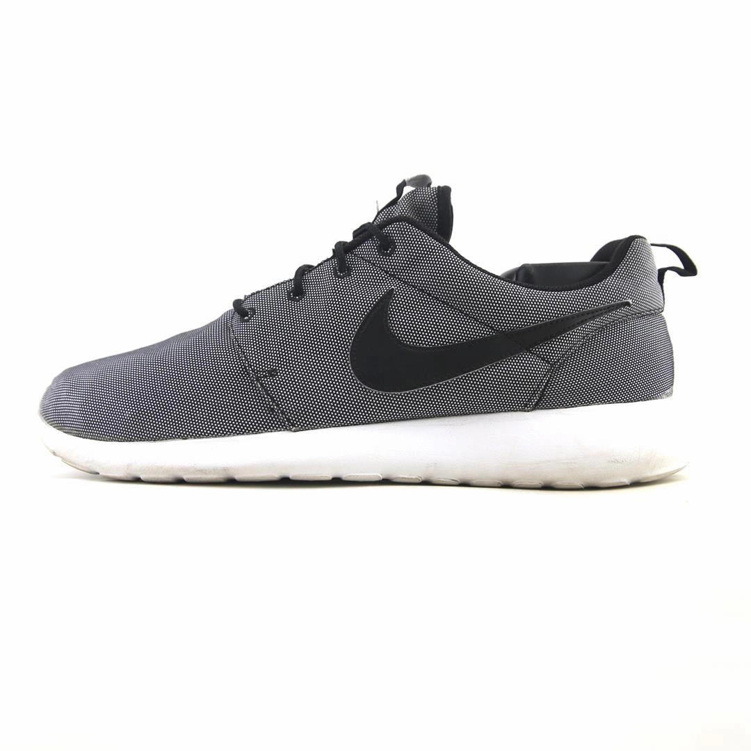 Retro design Dynamic Response Unit NIKE  ROSHE RUN