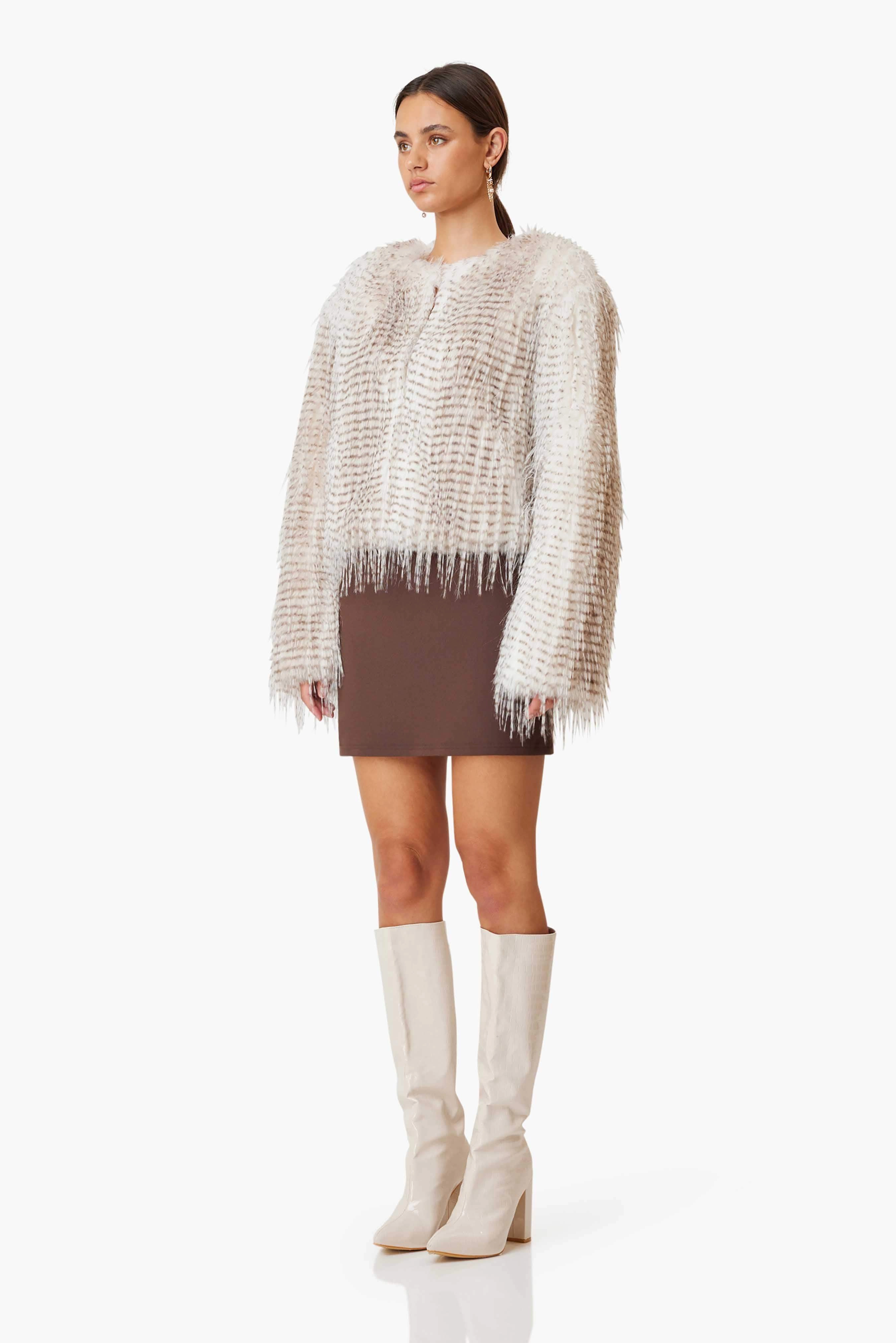 Urban Chic Tailored-fit Tansy Jacket in White