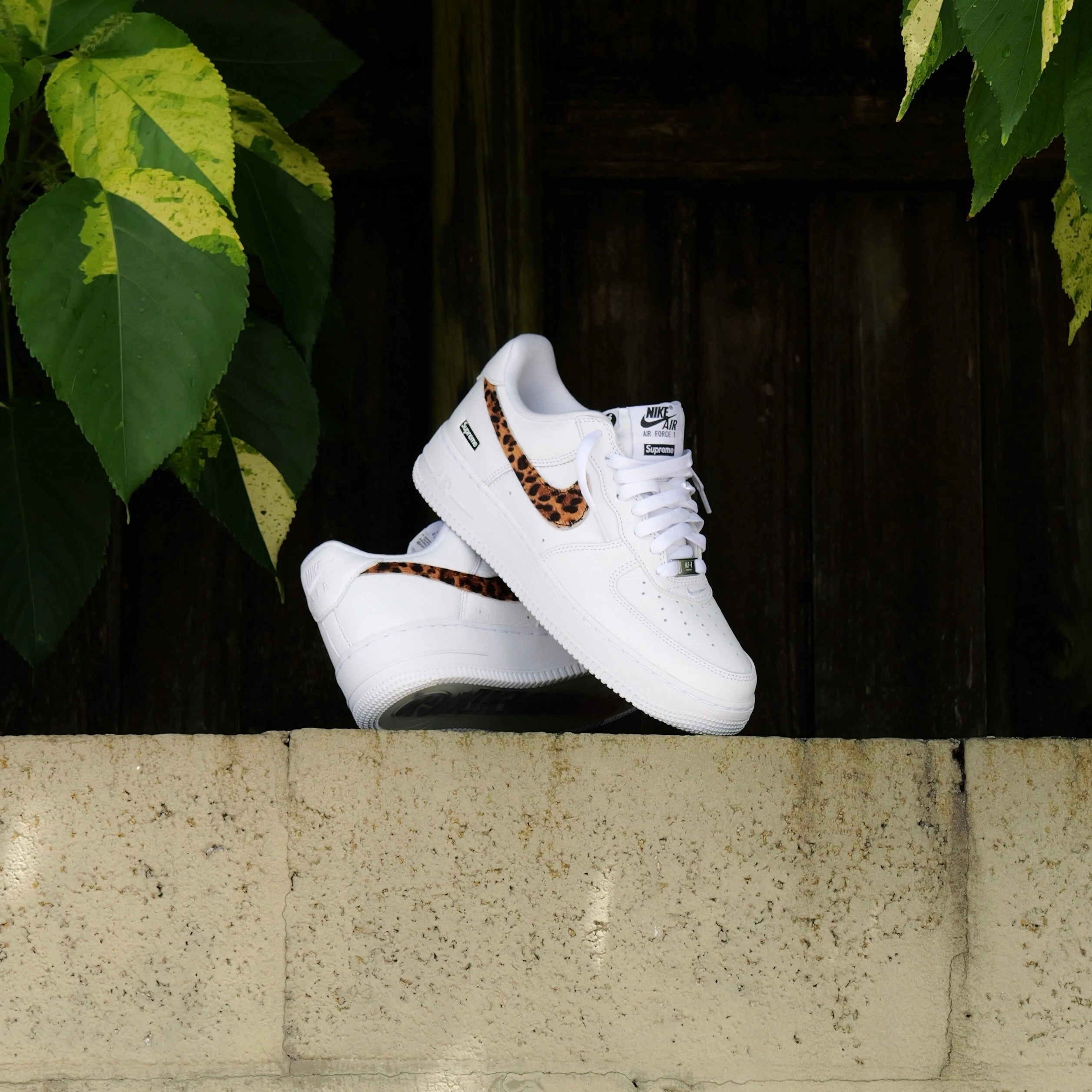 Nike x Supreme Air Force 1 Low SP (White/Cheetah) Mobility Boost