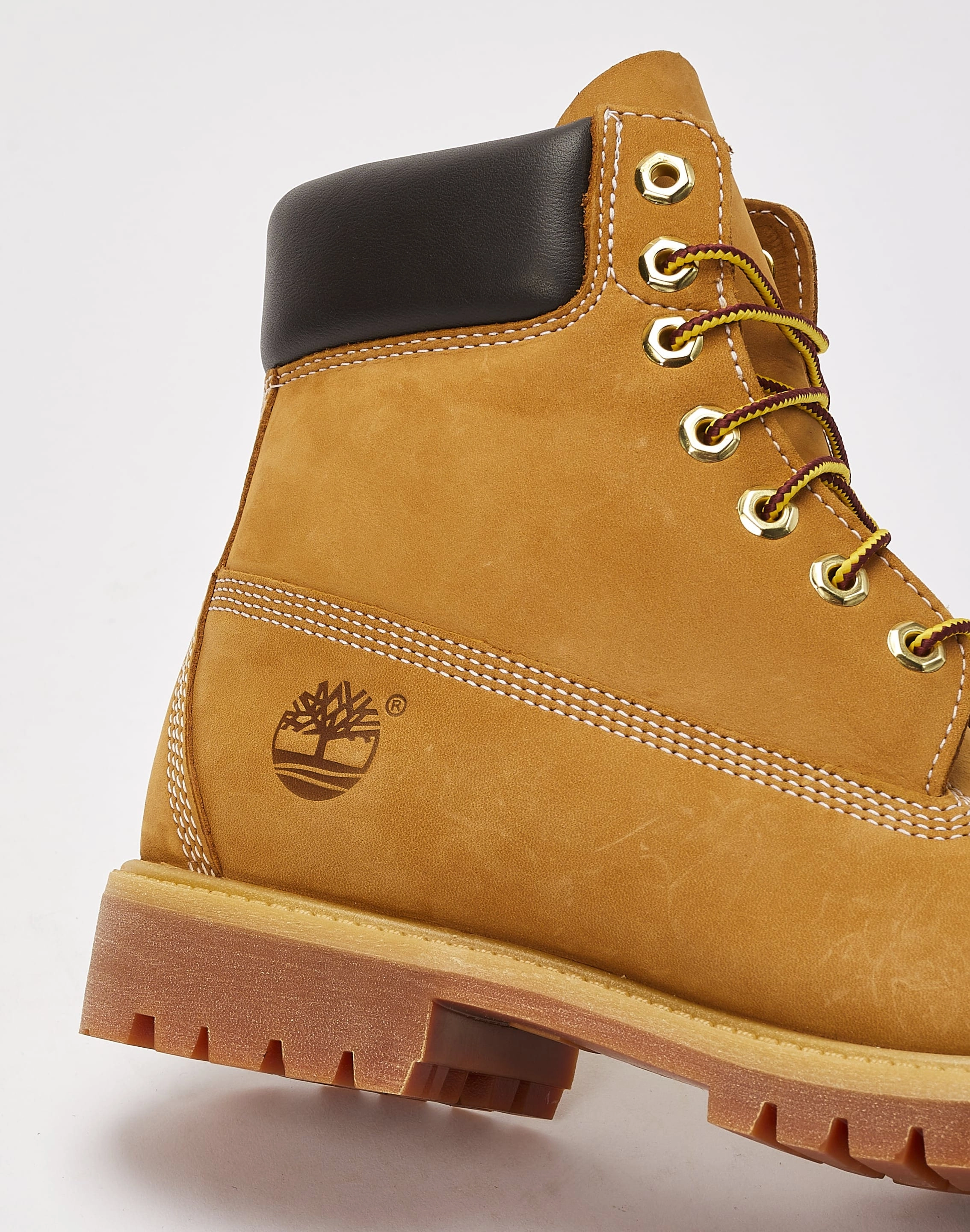 Timberland 6-Inch Premium Waterproof Boots Stylish Appeal