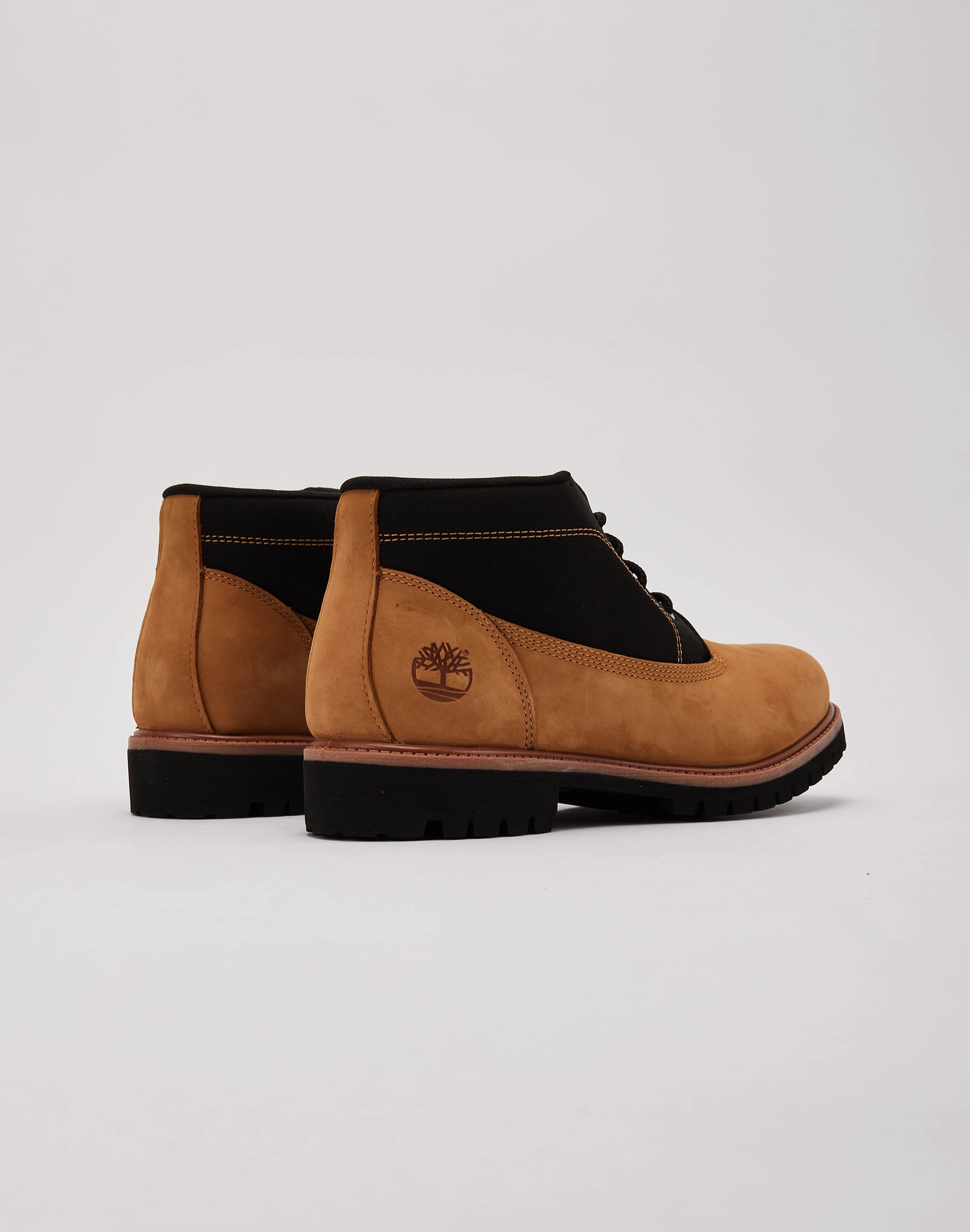 Supportive Design Outdoor Mission Timberland Premium Chukka Boot