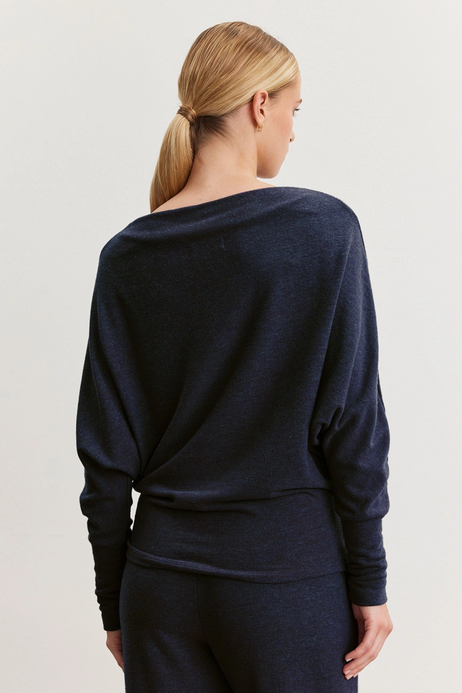 Sustain Glow SELMY KASHMIR BOATNECK KNIT TOP