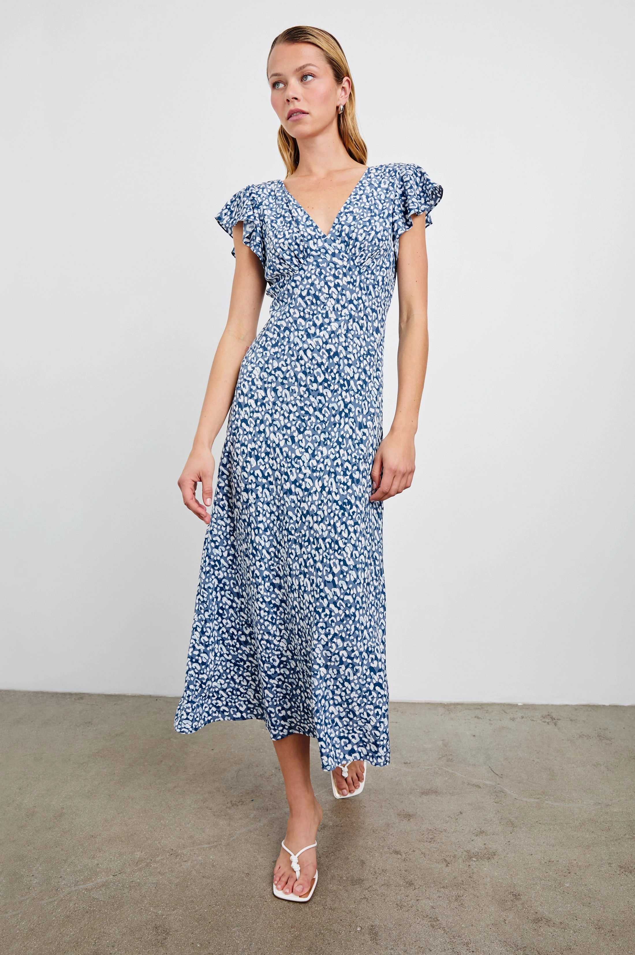 KENZ MIXED CHEETAH RUFFLE SLEEVE DRESS Transitional Clothing Activewear Clothing