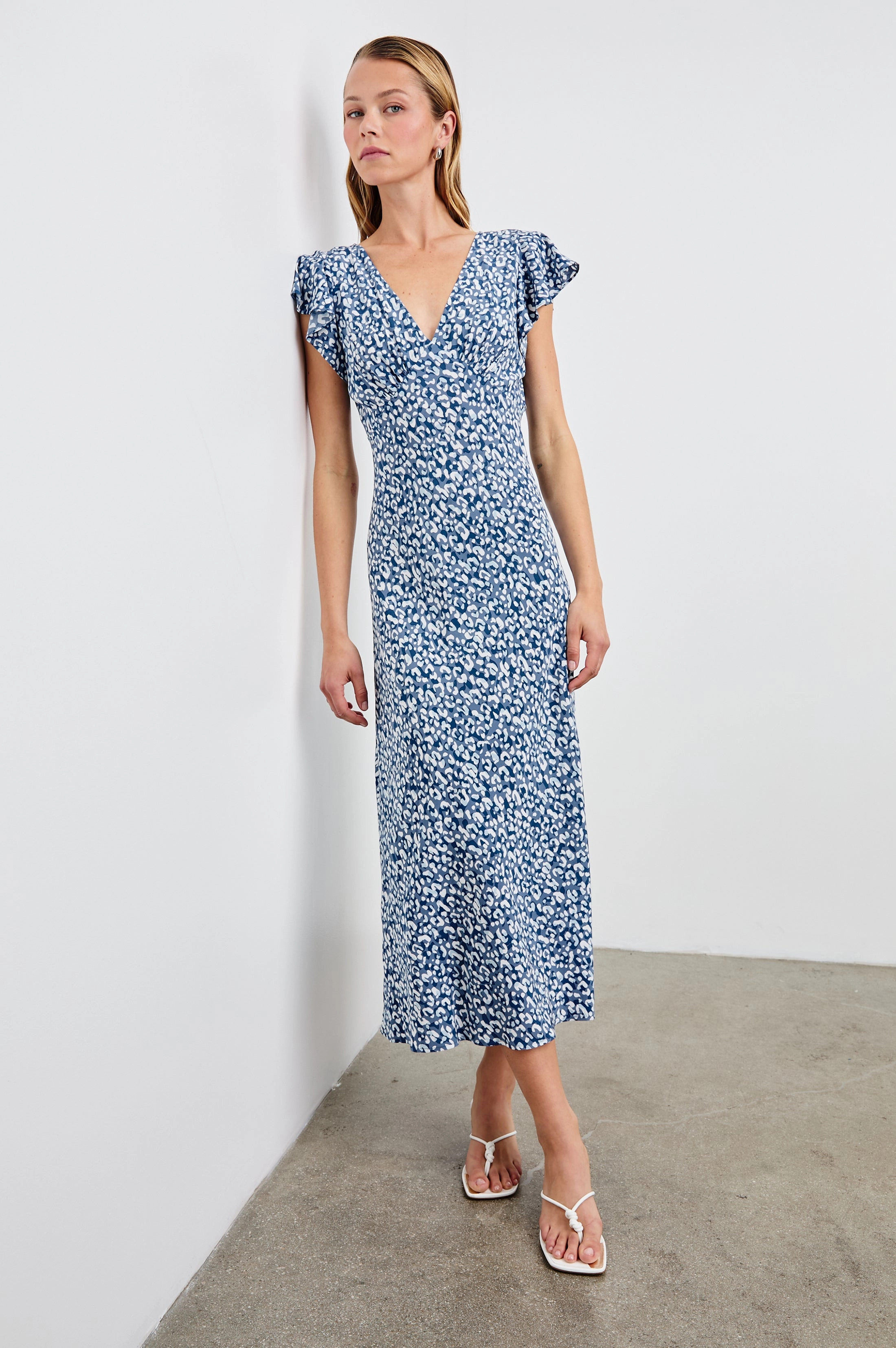 Comfortable Outerwear KENZ MIXED CHEETAH RUFFLE SLEEVE DRESS