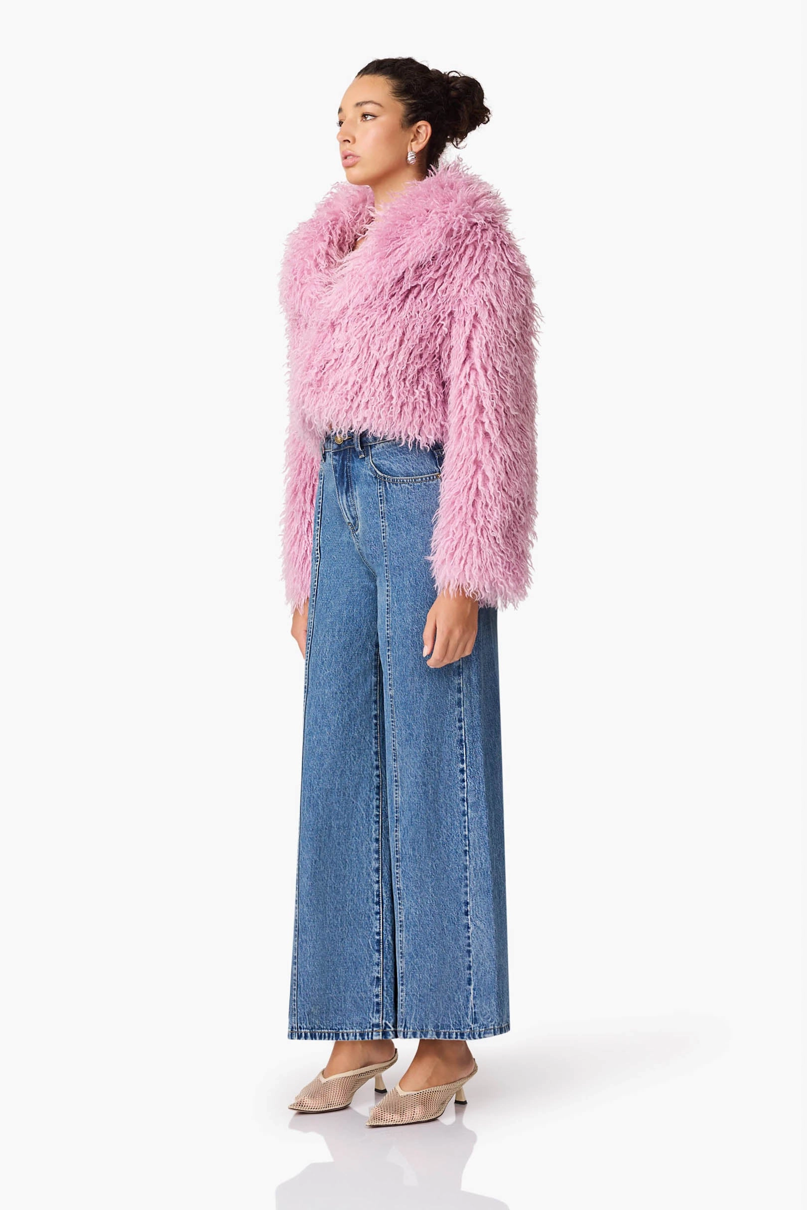Graduation-Event Trisha Faux Fur Cropped Jacket in Pink