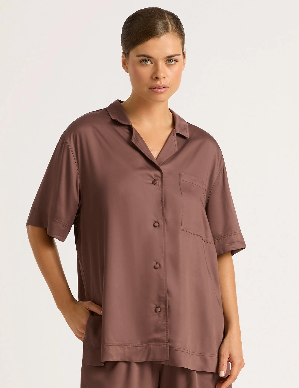 Basic Wear Vegan Silk Short Sleeve Shirt - Garnet
