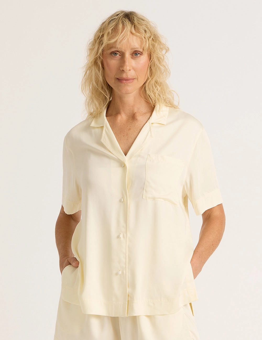 Vegan Silk Short Sleeve Shirt - Pearl Jewel tone