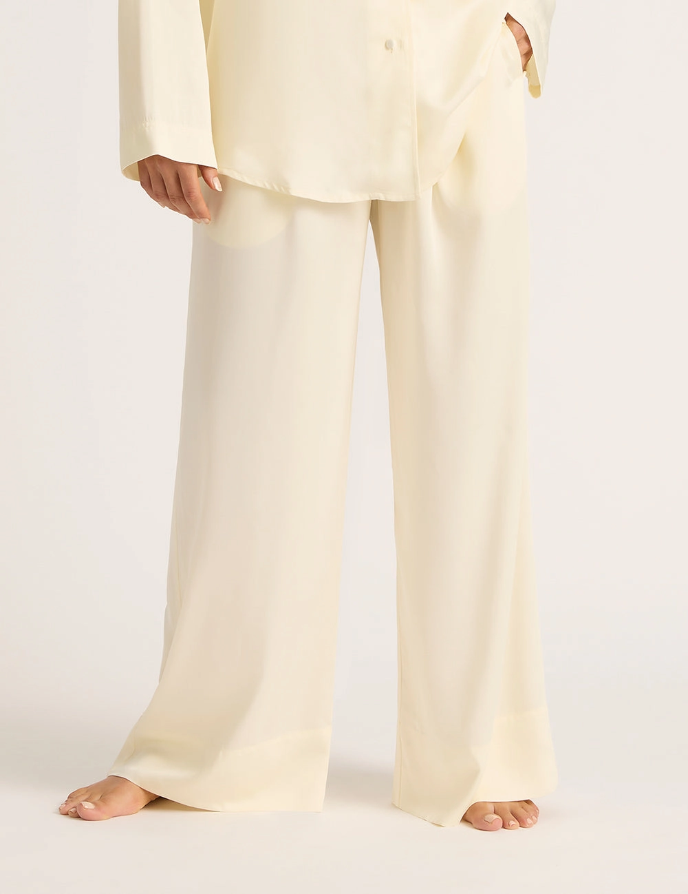 Soft Inner Lining Street Wear Vegan Silk Wide Leg Pants - Pearl