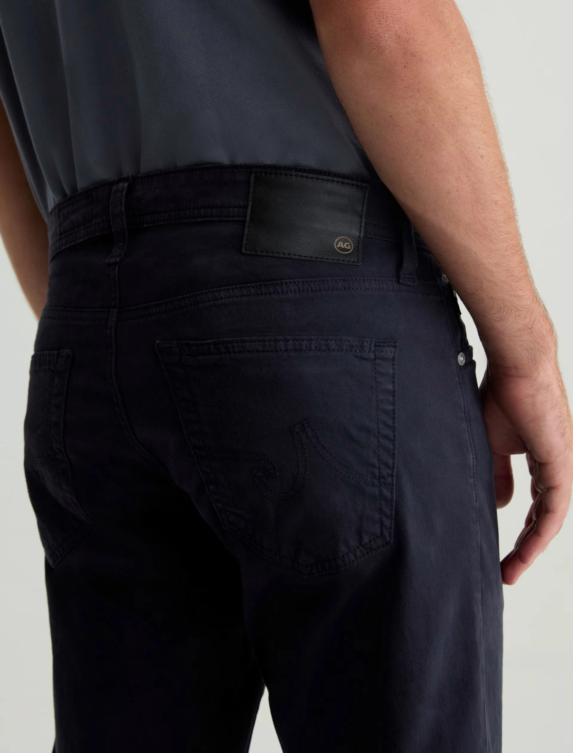 TELLIS SUEDED MODERN SLIM IN NEW NAVY Universal Style