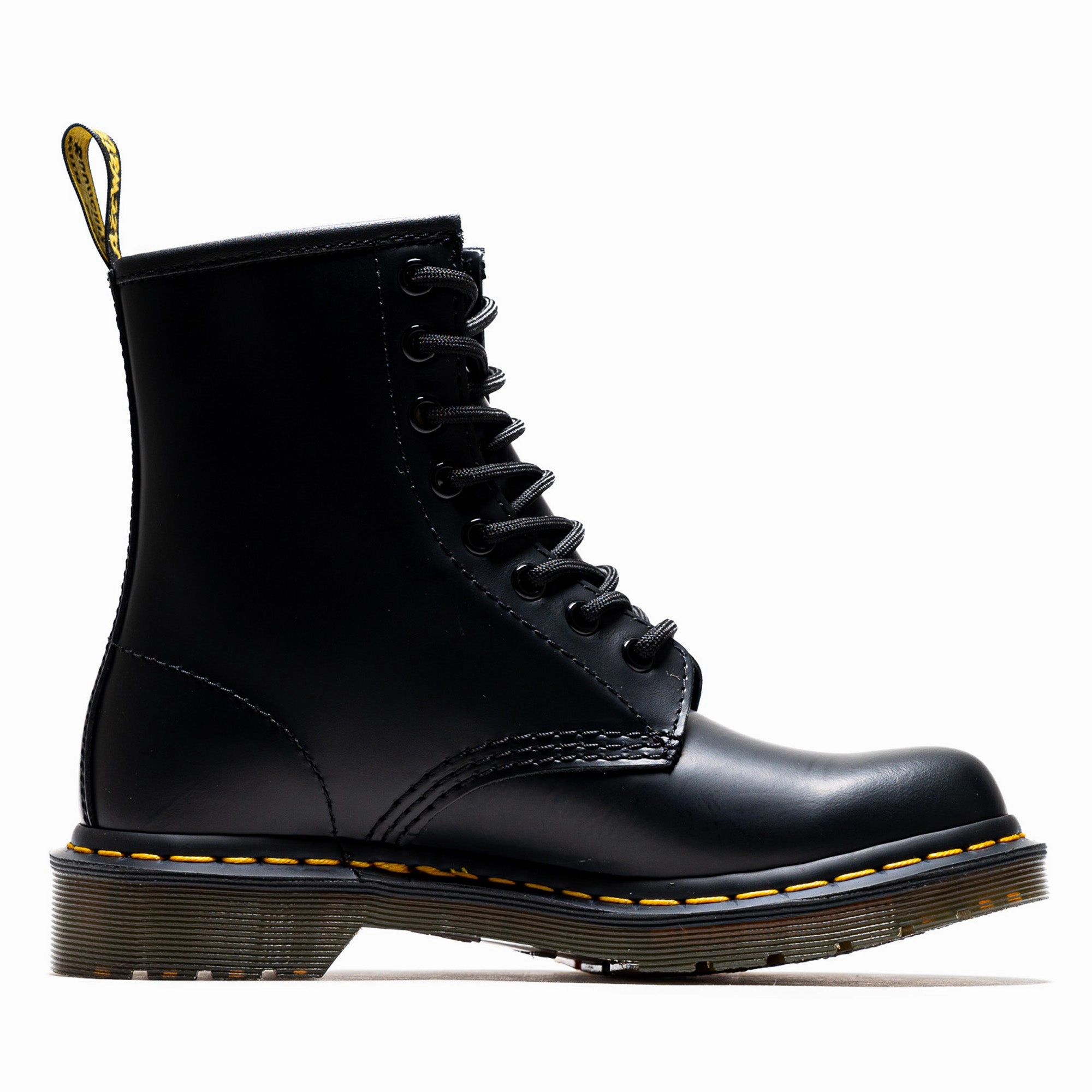Rugged Style Quick Move Women's Dr. Martens 1460 Smooth Leather Boot - Black