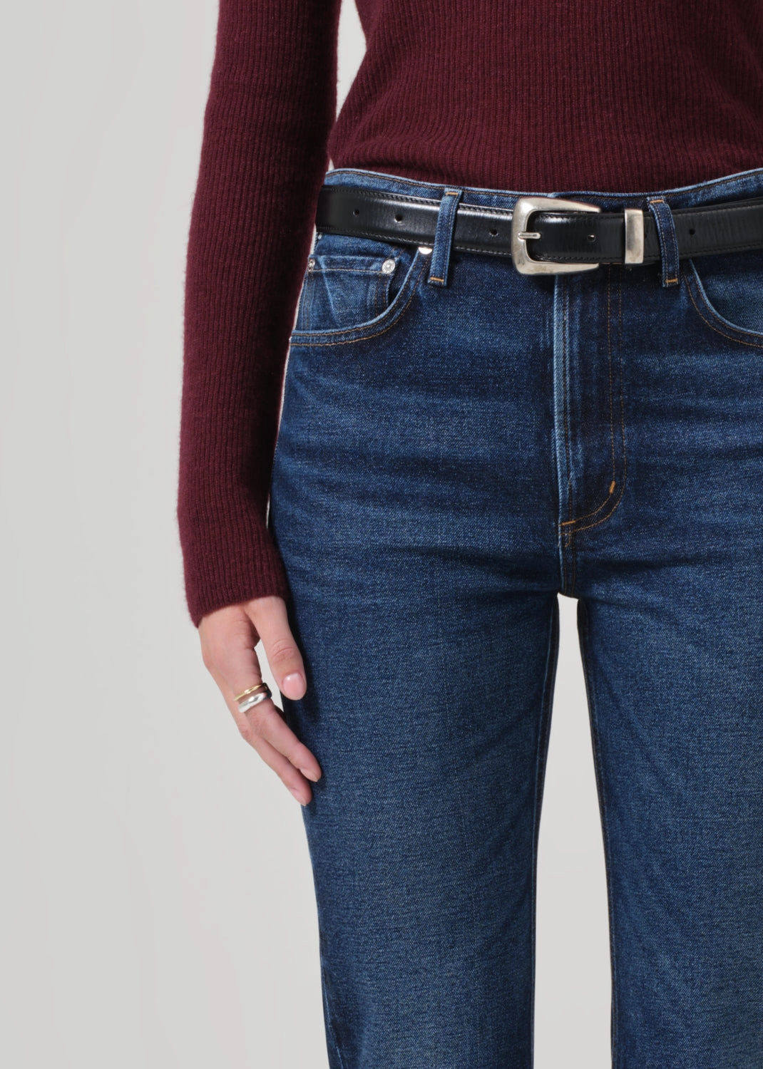 Core Item Slim Design ZURIE ANKLE JEAN IN SUTHERLAND